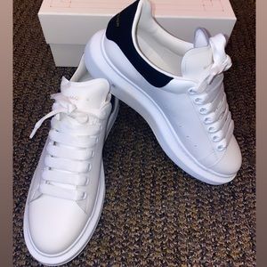 ALEXANDER MCQUEEN SNEAKERS